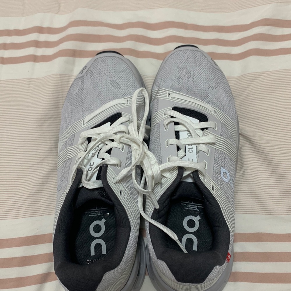 Woman’s sneakers